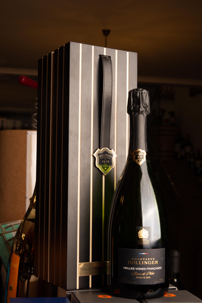 Шампанское Bollinger Vieilles Vignes Francaises Brut 2008