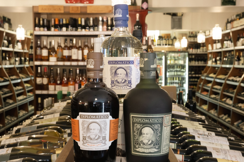 Ром Diplomatico в Крю Профи