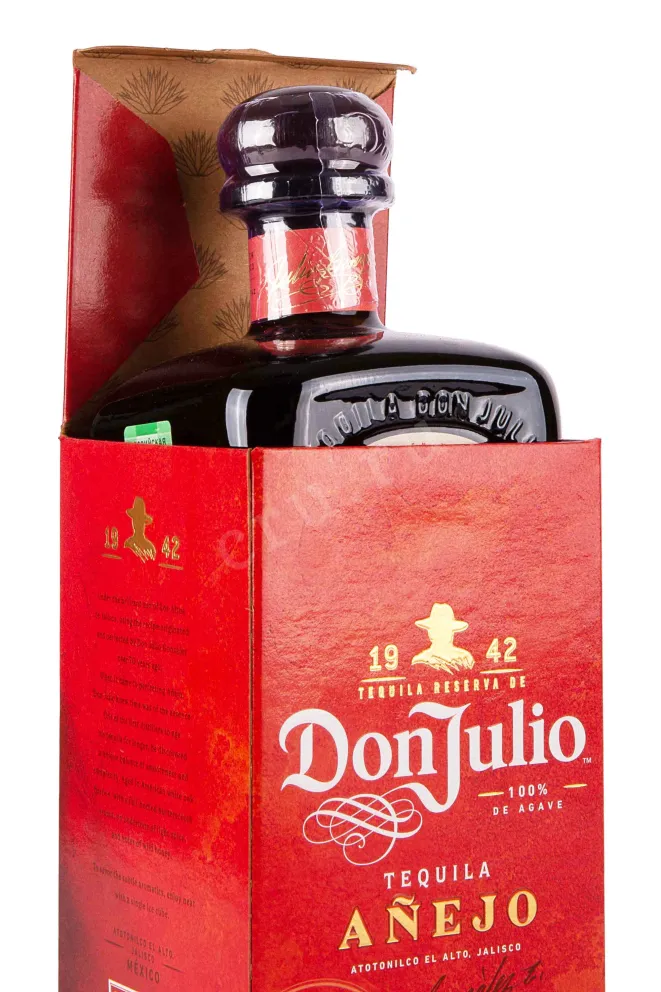 В подарочной коробке Don Julio Anejo in giftbox 0.7 л
