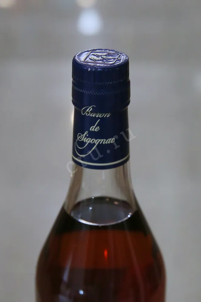 Пробка Baron de Sigognac wooden box 2000 0.7 л