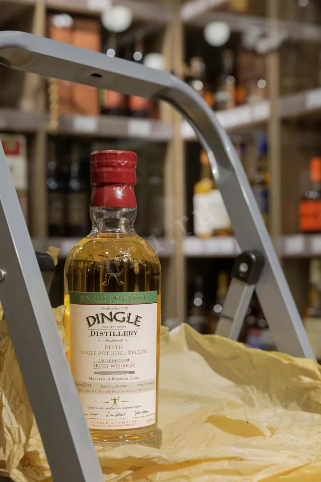 В магазине Крю Профи Dingle Single Pot Still Batch 5 6 years in tube 0.7 л
