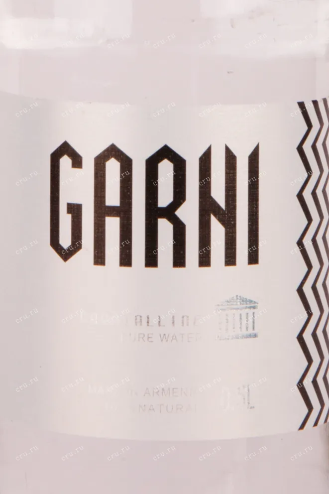 Вода Garni Crystalline still in glass bottle  0.5 л