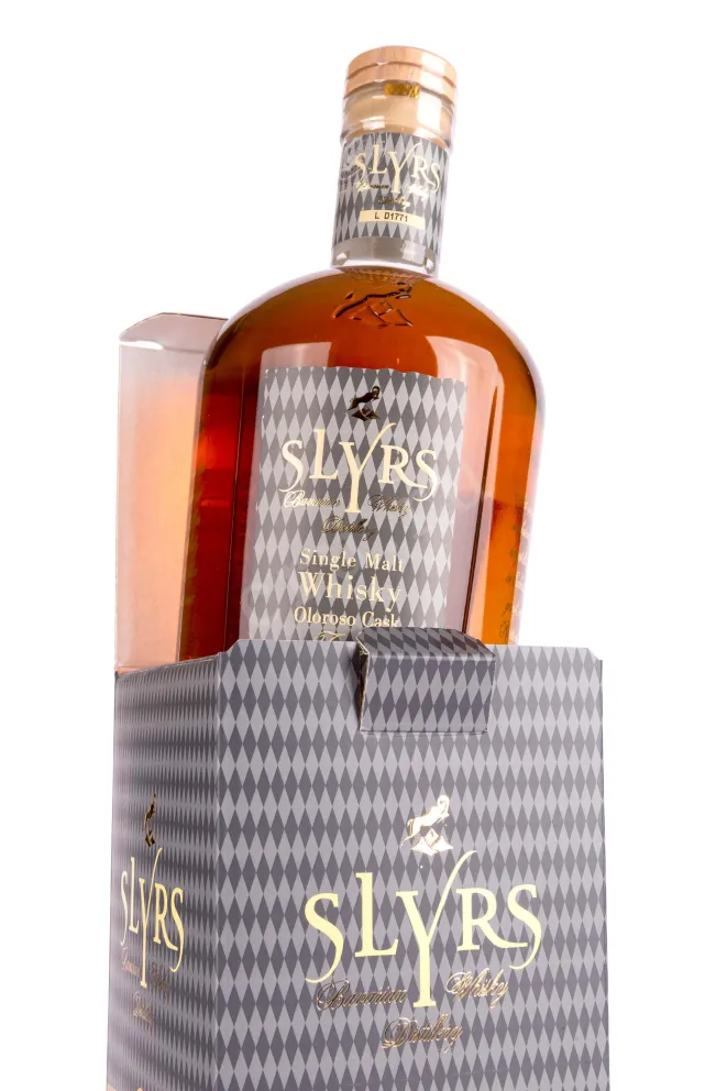 В подарочной коробке Slyrs Oloroso Cask gift box 0.7 л