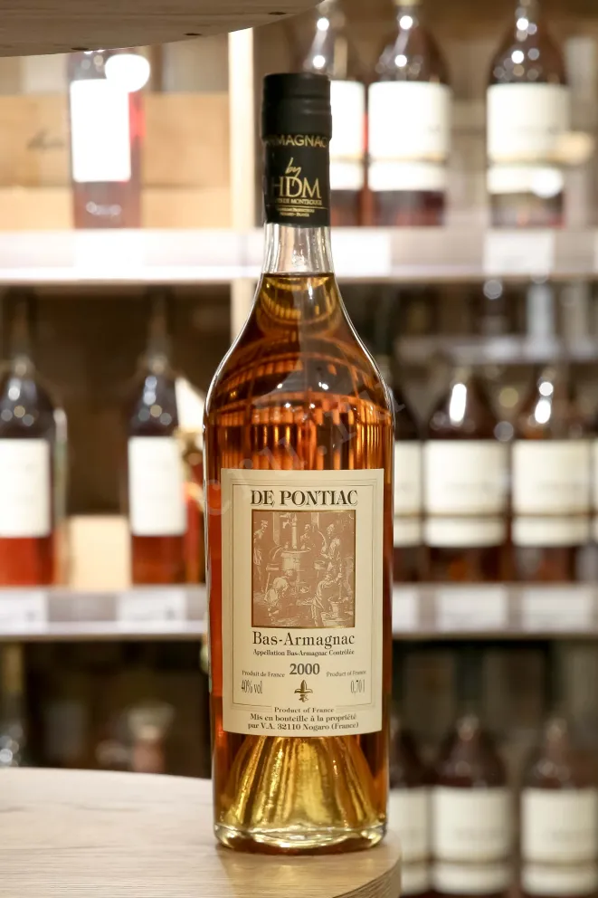 В магазине Крю Профи De Pontiac Bas-Armagnac in wooden box 2000 0.7 л