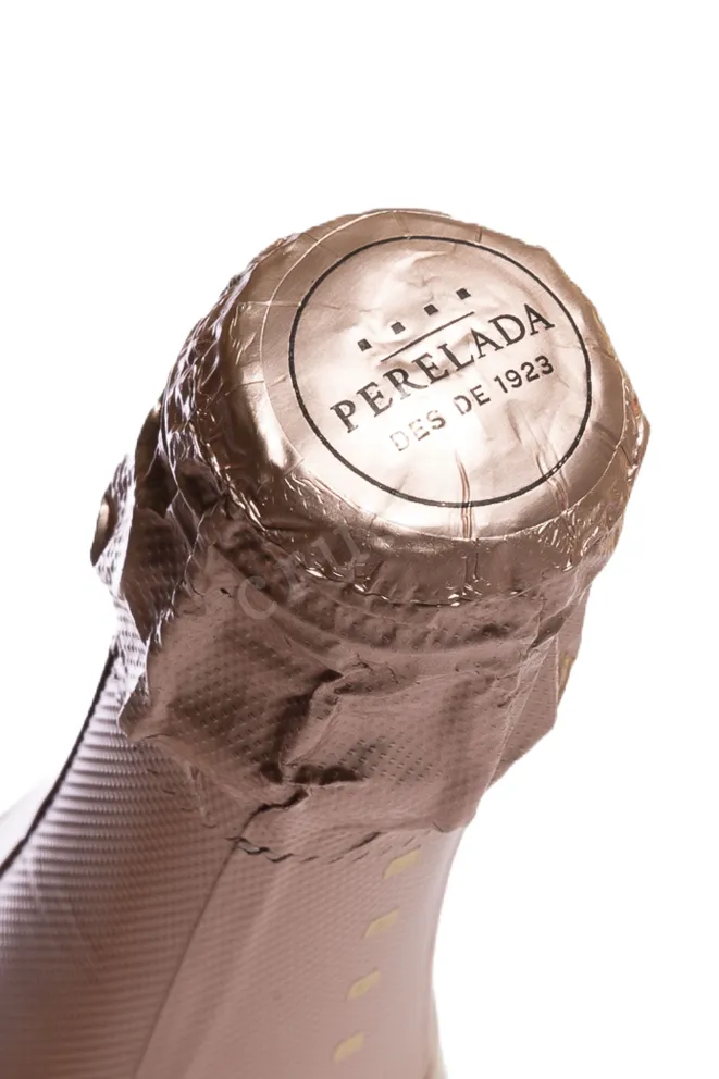 Пробка Cava Castillo Perelada Brut Rosado with gift box 2023 0.75 л