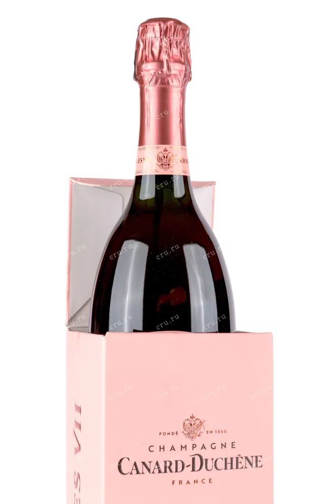 В подарочной коробке Canard-Duchene Charles VII Brut Rose gift box 0.75 л