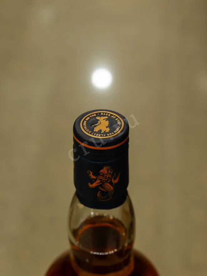 Пробка Talisker 10 Years Old in gift box with glass 0.7 л