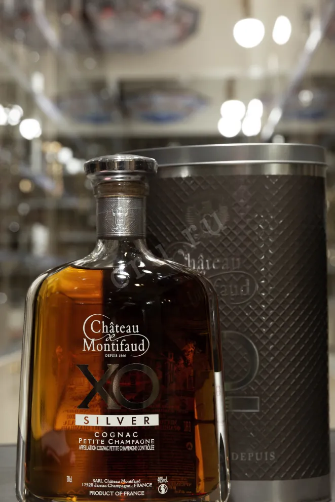 В магазине Крю Профи Chateau de Montifaud XO Silver  0.7 л