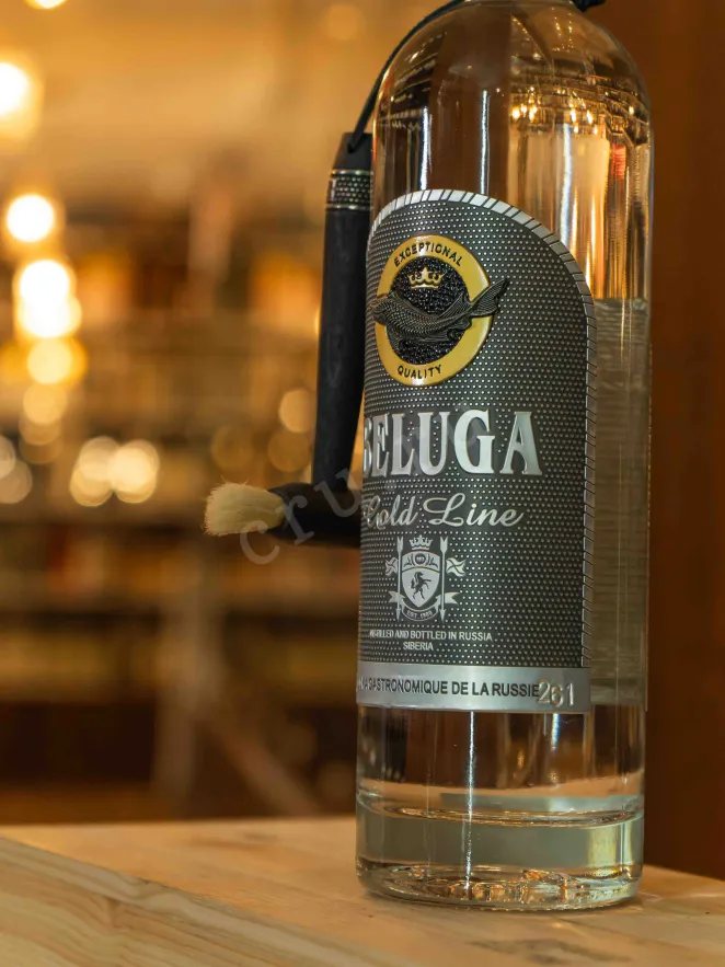 В магазине Крю Профи Beluga Gold Line 0.75 л