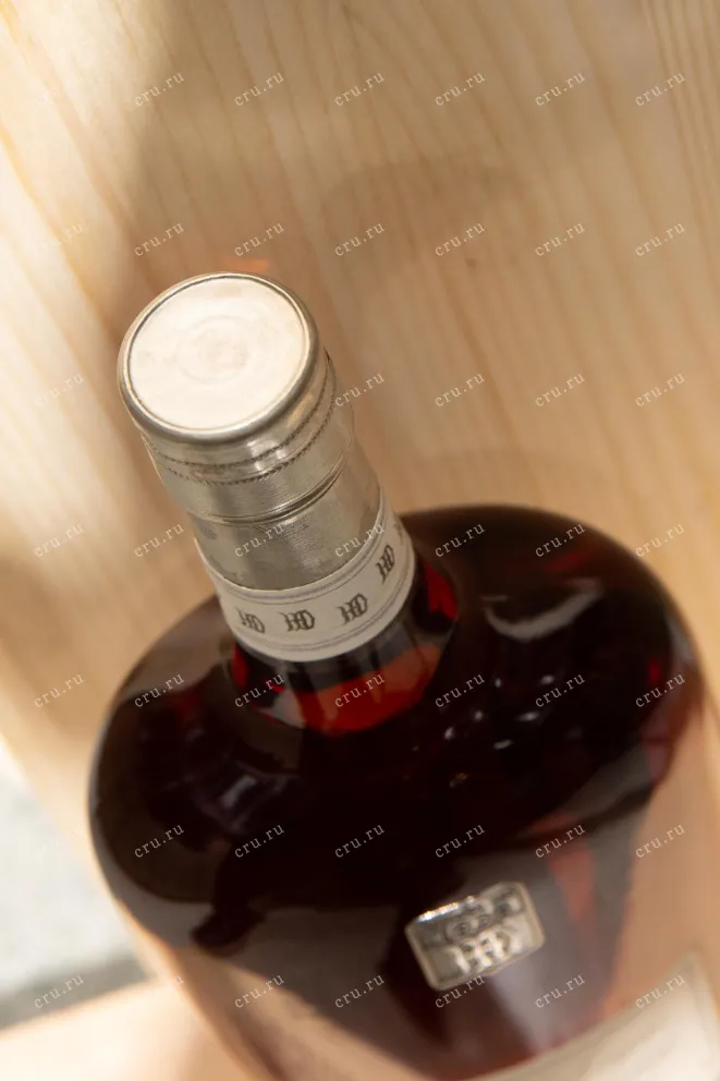 Пробка Dartigalongue Hors D'Age Bas Armagnac AOC 2006 0.7 л