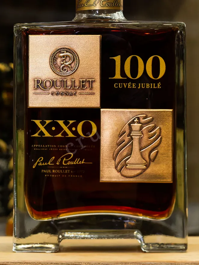 В магазине Крю Профи Roullet ХXО Chess Edition 0.7 л