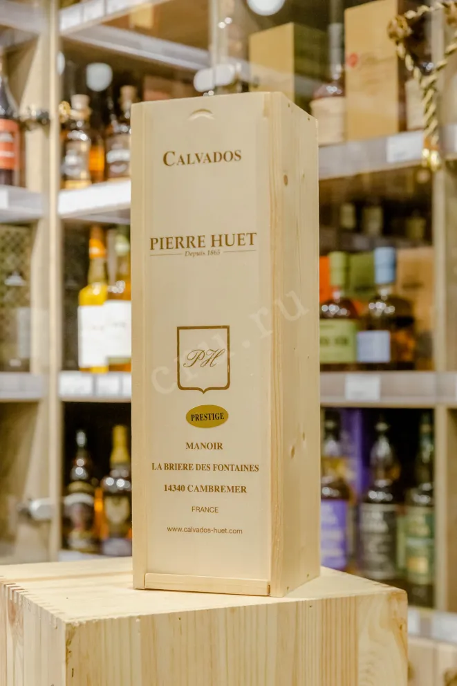 В магазине Крю Профи Pierre Huet Prestige wooden box 0.7 л