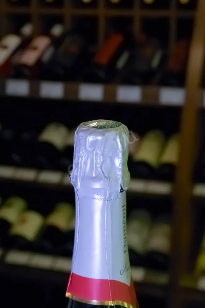 Пробка Dumenil Premier Cru Reserve 2017 0.375 л