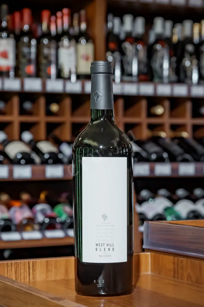 В магазине Крю Профи Usadba Divnomorskoe West Hill Blend 2022 0.75 л