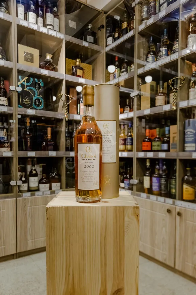 В магазине Крю Профи Chabot Vintage in tube 2002 0.7 л