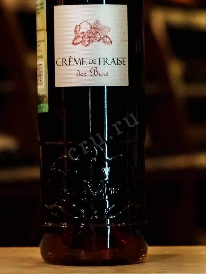 В магазине Крю Профи Merlet Creme de Fraise 0.7 л