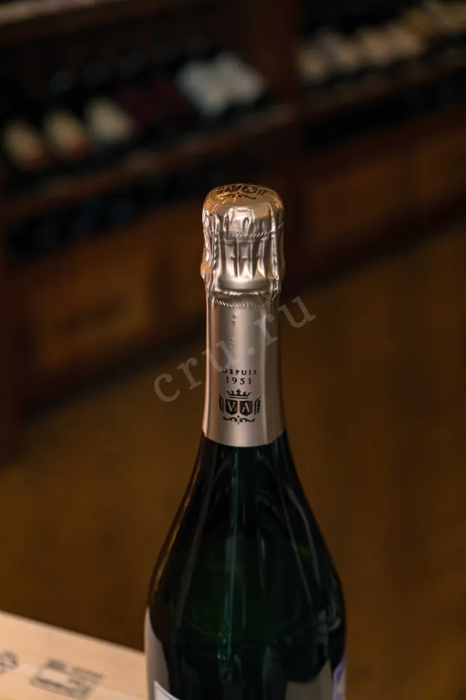 Пробка Vitteaut-Alberti Cuvee Agnes Brut Cremant de Bourgogne 2020 0.75 л
