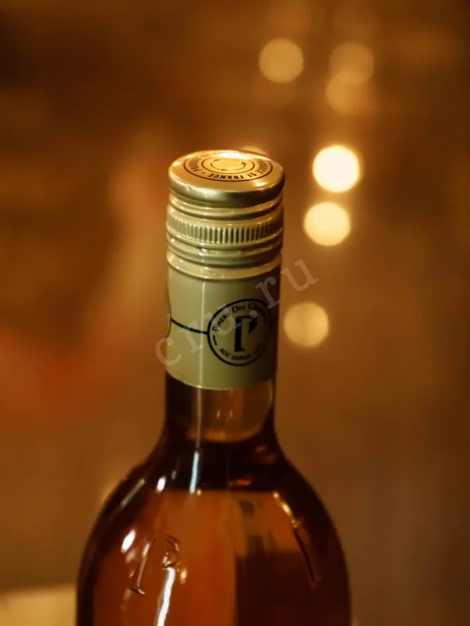 Пробка Moisans Pineau des Charentes 2020 0.75 л