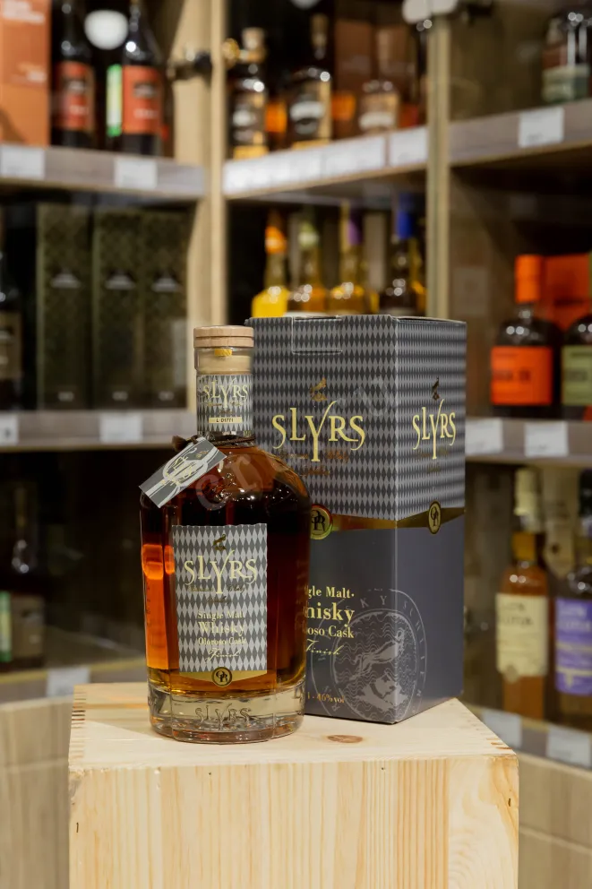 В магазине Крю Профи Slyrs Oloroso Cask gift box 0.7 л