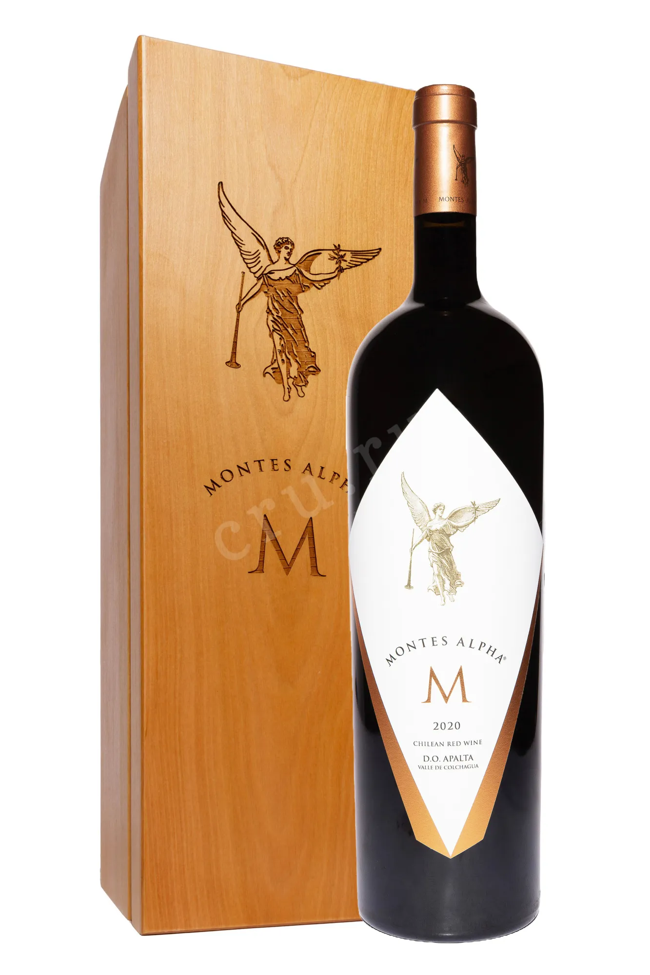 Фото — Вино Montes Alpha M Apalta DO in wooden box 2020 1.5 л