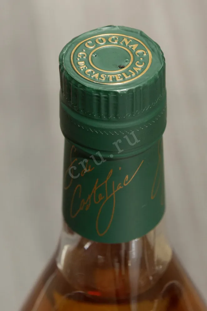 Пробка Gaston de Casteljac VSOP in gift box 0.7 л