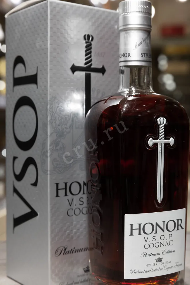 В магазине Крю Профи Honor VSOP Platinum Edition gift box 0.75 л
