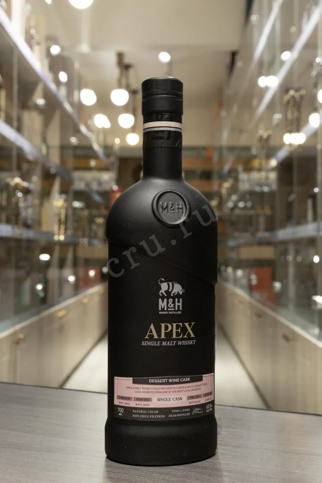 В магазине Крю Профи M & H Apex Single Cask Desert Wine Cask 3 years in gift box 0.7 л