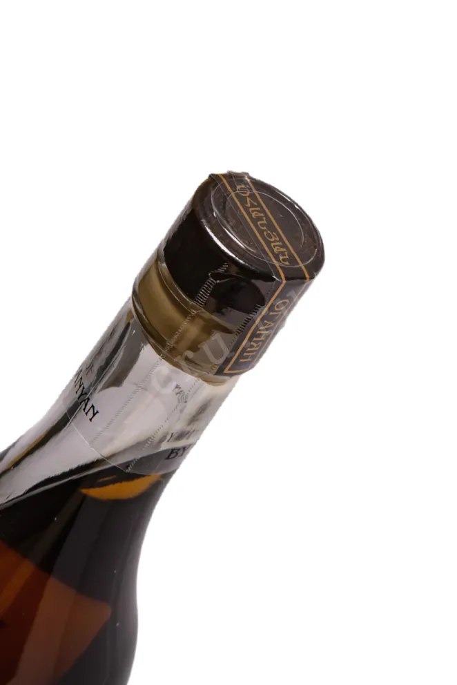 Сигара Ohanyan 7 Years in gift box 0.5 л