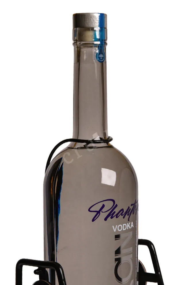 Водка Оганян Фантом на качелях  3 л