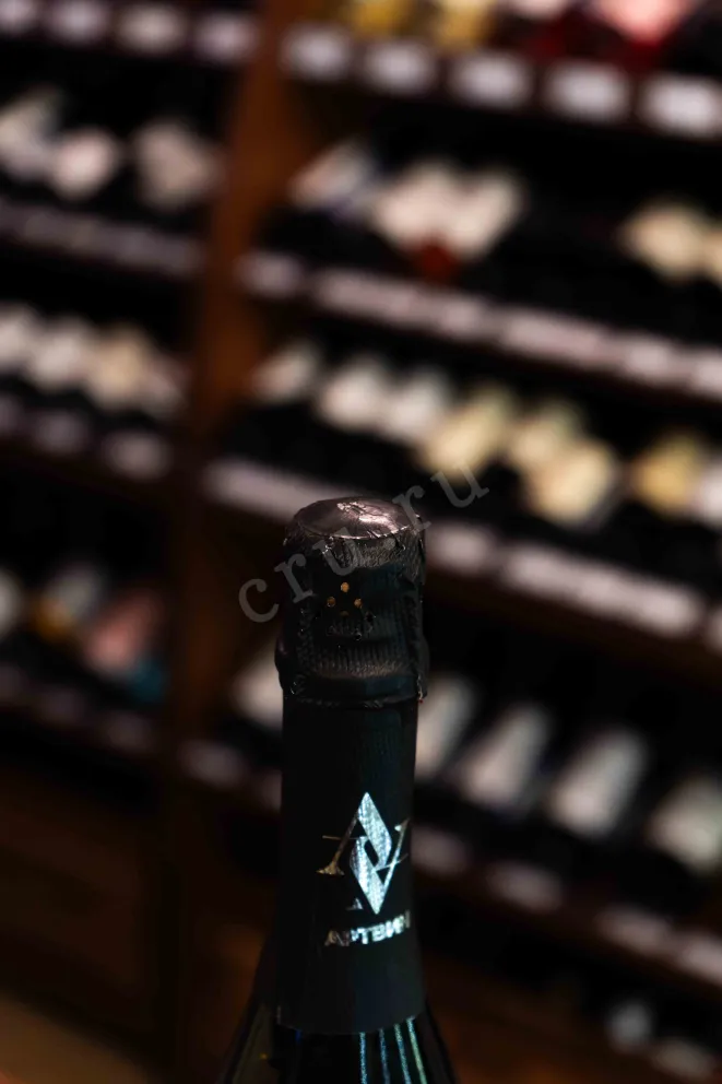 Пробка Artvin Pinot Noir Brut 2024 0.75 л