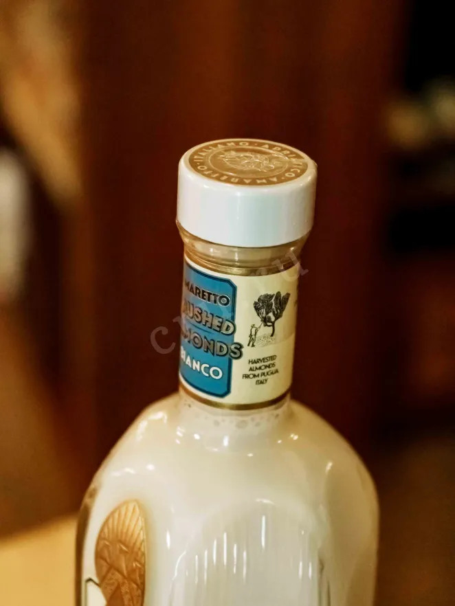 Пробка Adriatico Amaretto Blanco 0.7 л