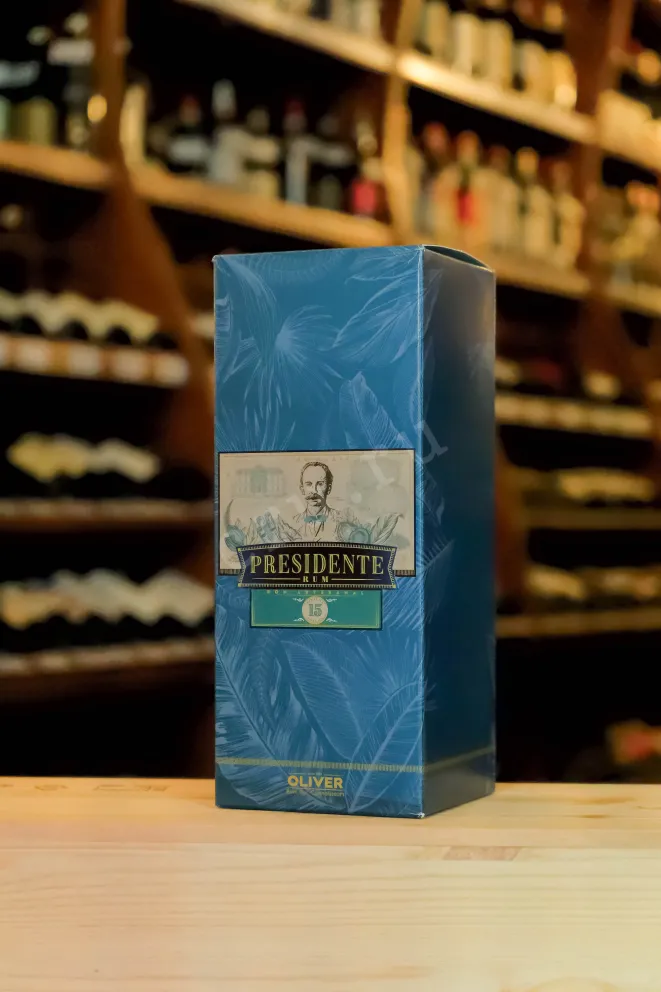 В магазине Крю Профи Oliver Presidente Marti 15 years gift box 0.7 л