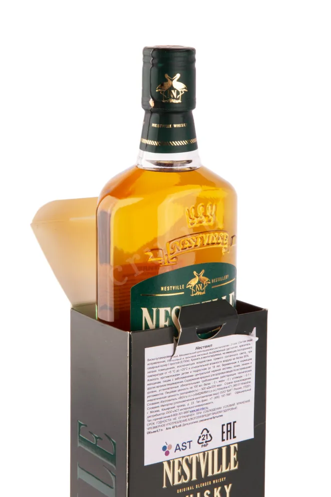 Виски Нествилл 0.7 в подарочной коробке