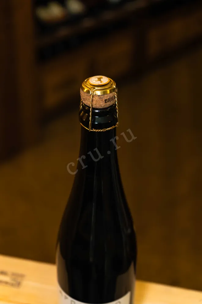 Пробка Arpachino Inohodec Kushmackii Belyi Extra Brut 2022 0.75 л