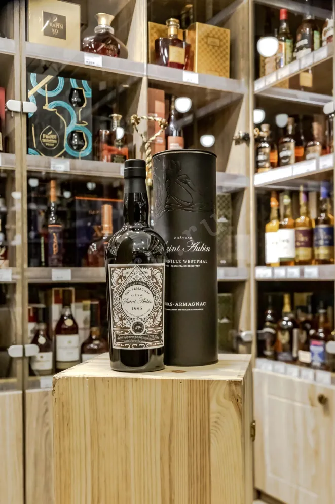 В магазине Крю Профи Saint Aubin Bas-Armagnac in tube 1995 0.7 л