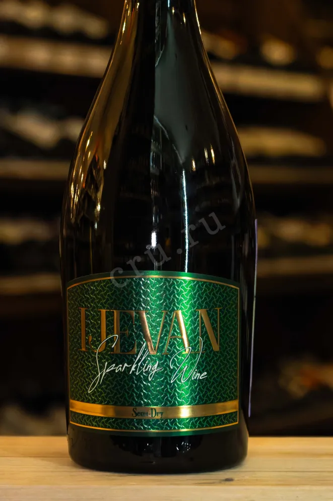 В магазине Крю Профи Ijevan White Demi-Sec 2024 0.75 л