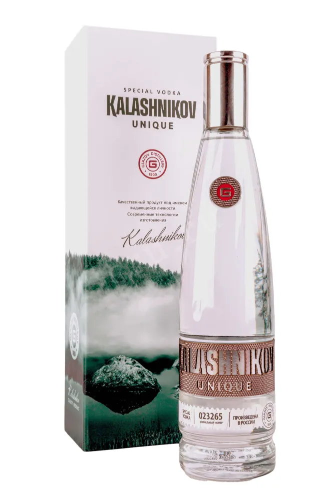 Водка Калашников Уник в подарочной упаковке   0.7 л