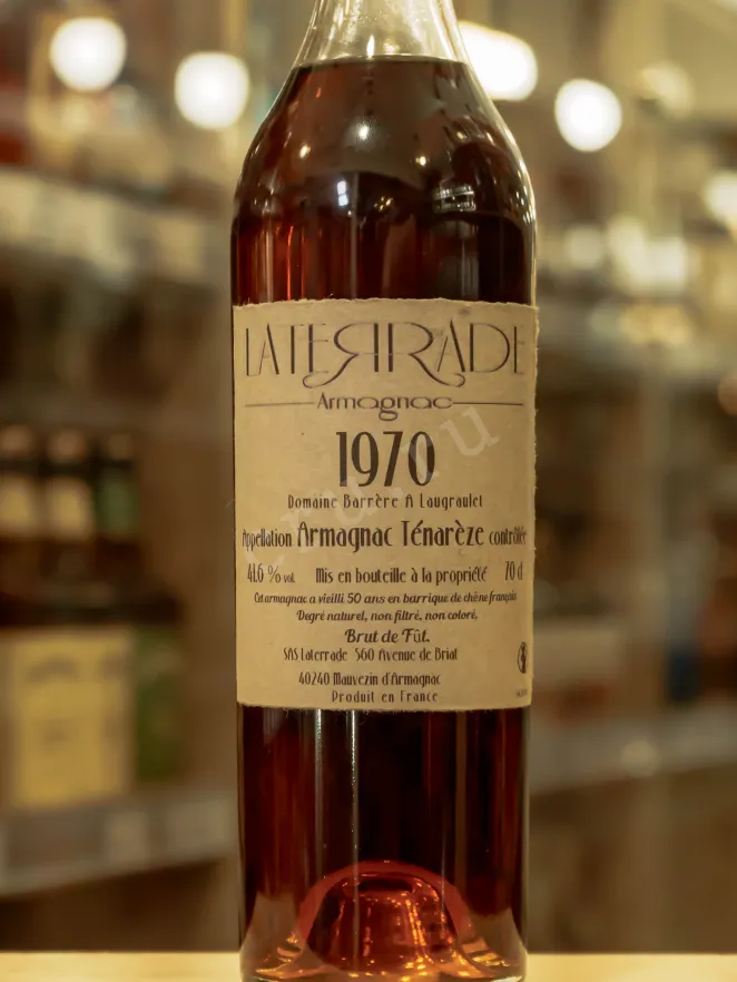 В магазине Крю Профи Laterrade Domaine de Barrere Armagnac Tenareze in wooden box 1970 0.7 л