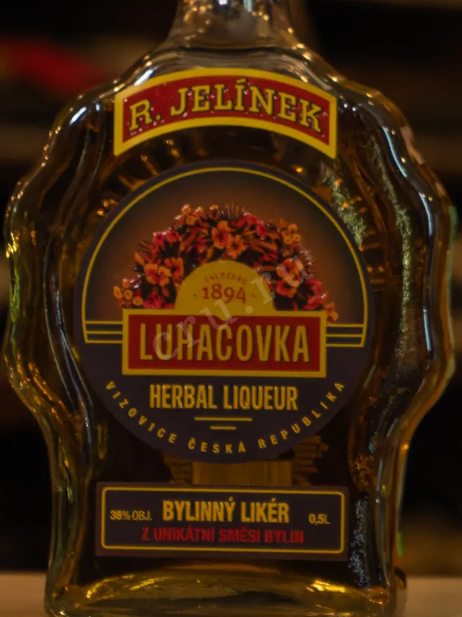 В магазине Крю Профи R. Jelinek Luhacovicka 0.5 л
