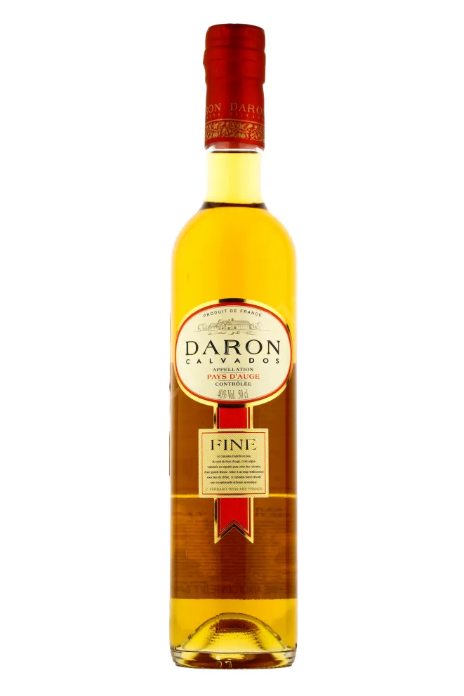 Кальвадос Daron Fine   0.5 л