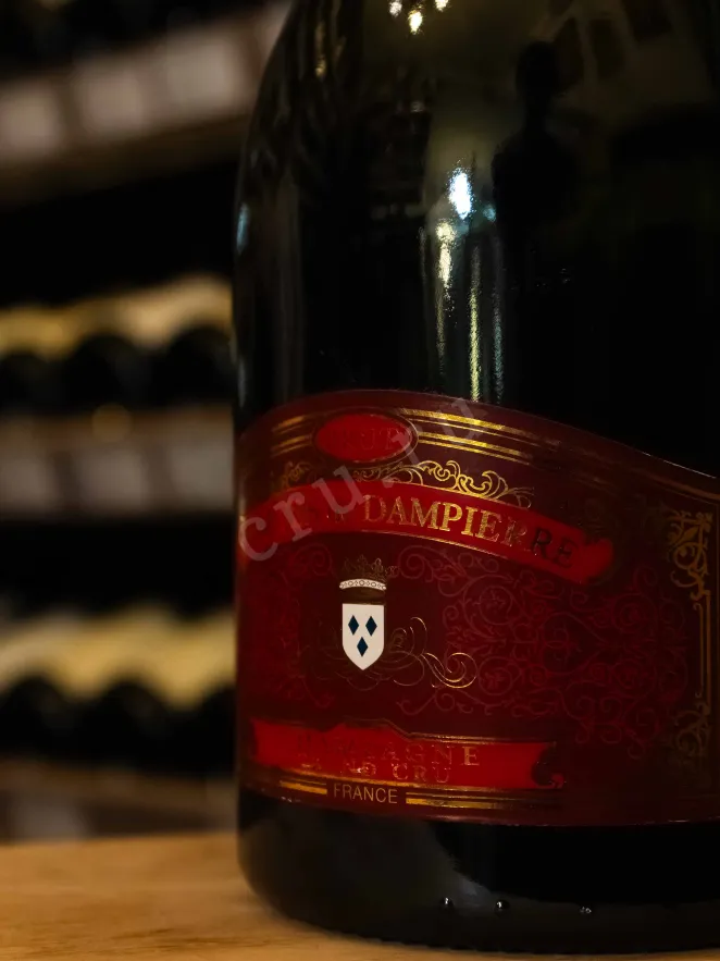 В магазине Крю Профи Comte Audoin de Dampierre Cuvee Prestige Blanc de Blancs Grand Cru in giftbox 2004 1.5 л
