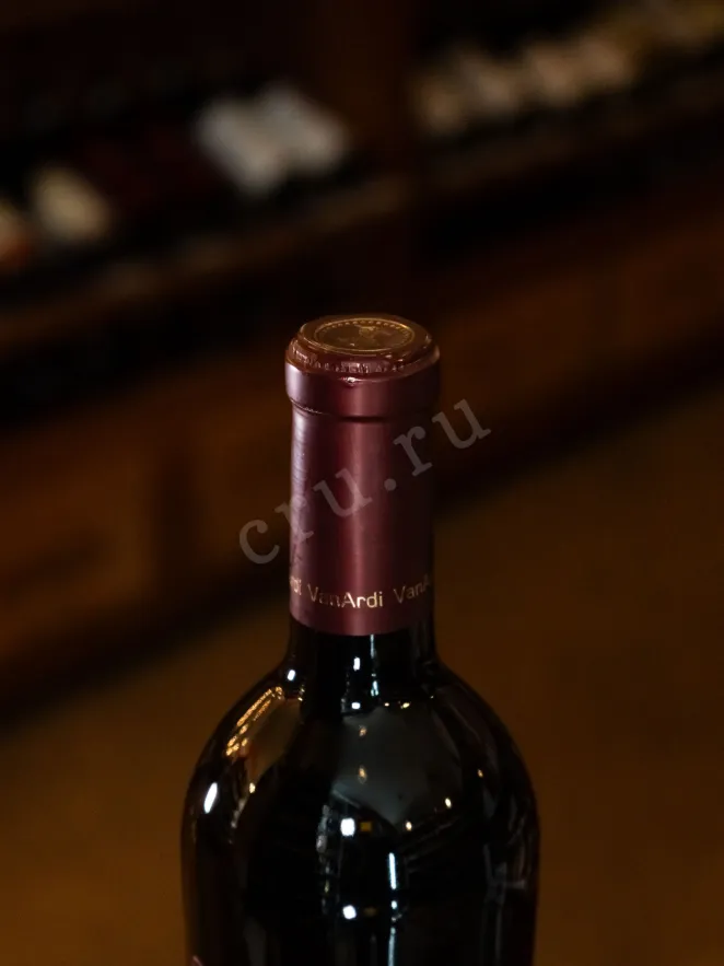 Пробка Van Ardi Reserve Akhtanak 2017 0.75 л