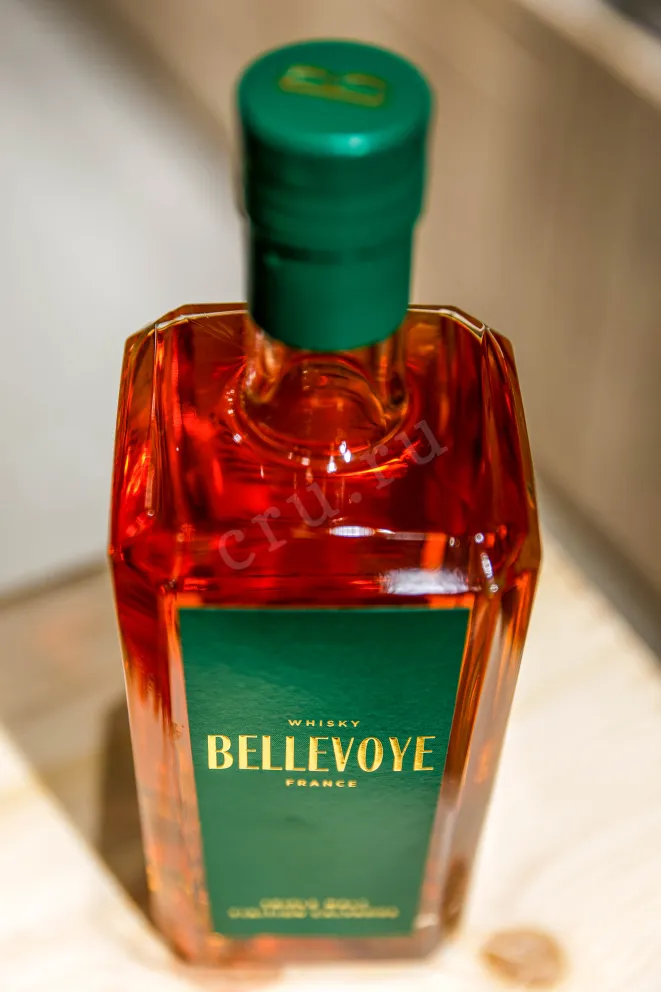 Виски Bellevoye Triple Malt Finition Calvados in gift box  0.7 л