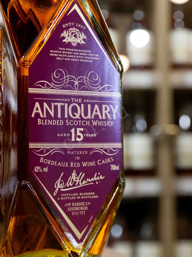В магазине Крю Профи The Antiquary 15 years in gift box 0.7 л