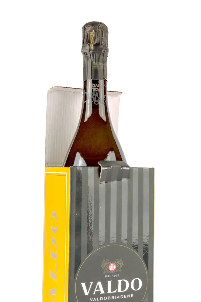 В подарочной коробке Valdo Origine Fluo Extra Dry in gift box 0.75 л