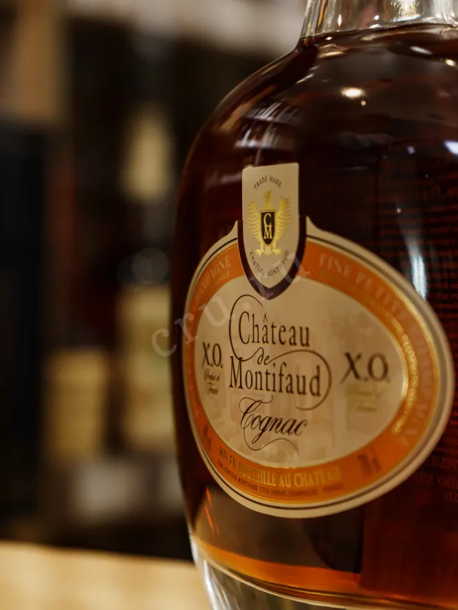 В магазине Крю Профи Chateau de Montifaud XO gift box 0.7 л