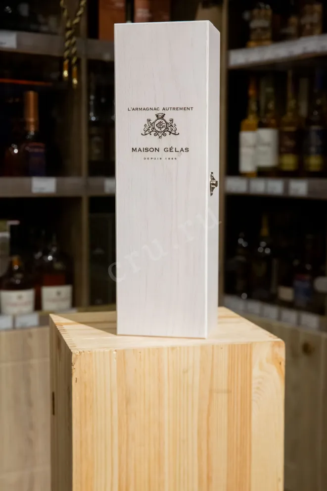 В магазине Крю Профи Gelas Bas Armagnac in gift box 2003 0.7 л