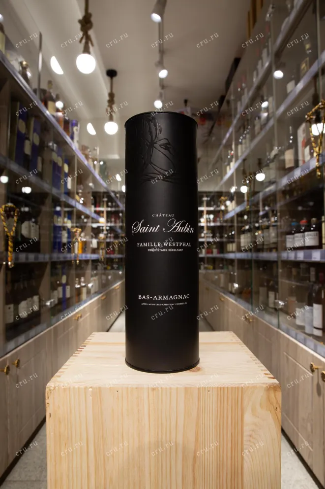В магазине Крю Профи Saint Aubin Bas-Armagnac in tube 1979 0.7 л