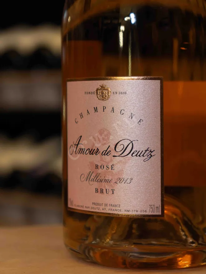В магазине Крю Профи Amour de Deutz Brut Rose gift box 2013 0.75 л
