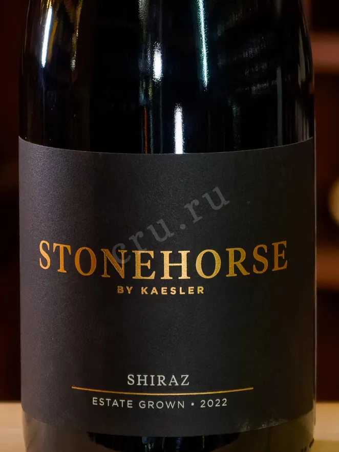 В магазине Крю Профи Kaesler Stonehorse Shiraz 2022 0.75 л